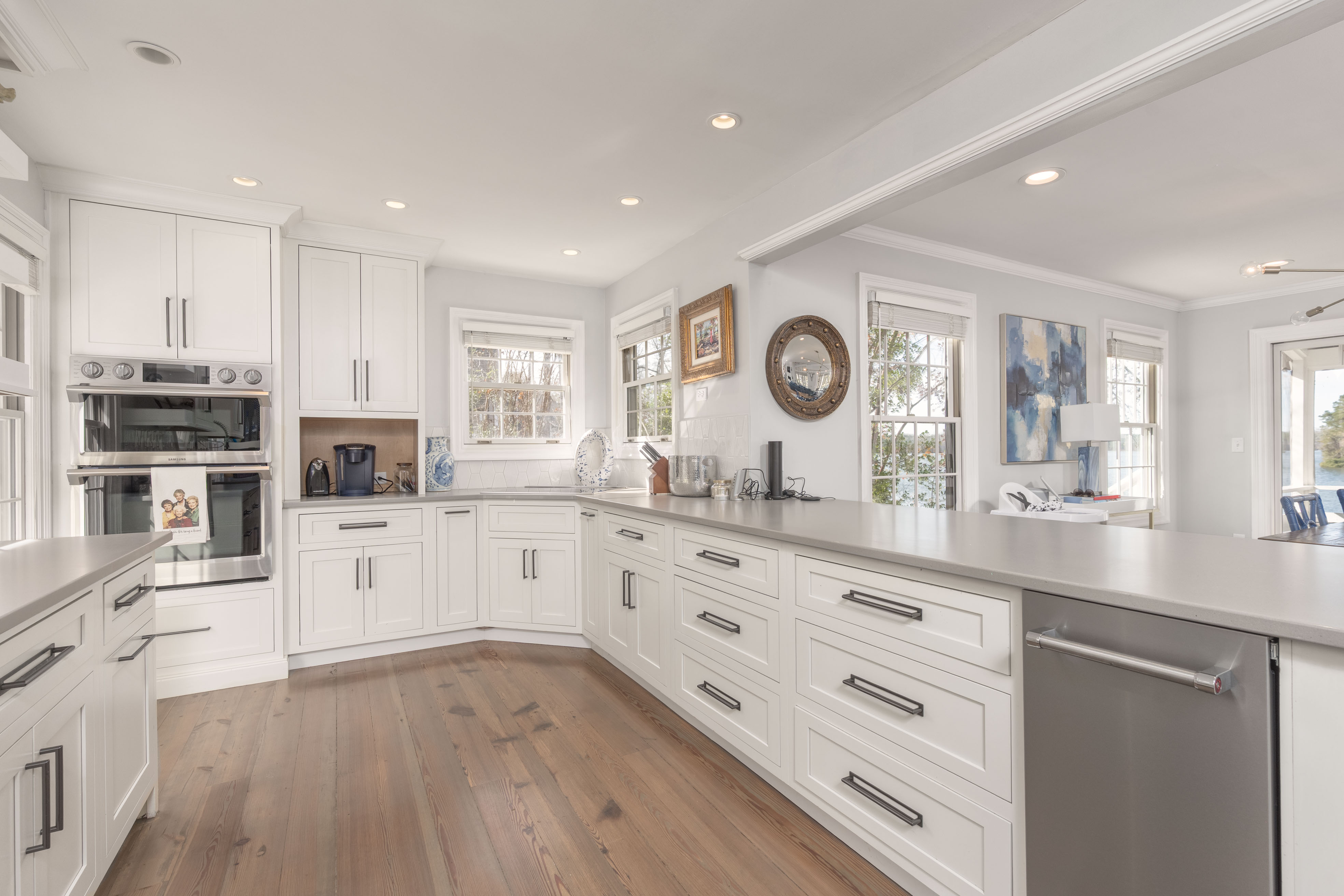 1571 Snug Harbor Drive image 15